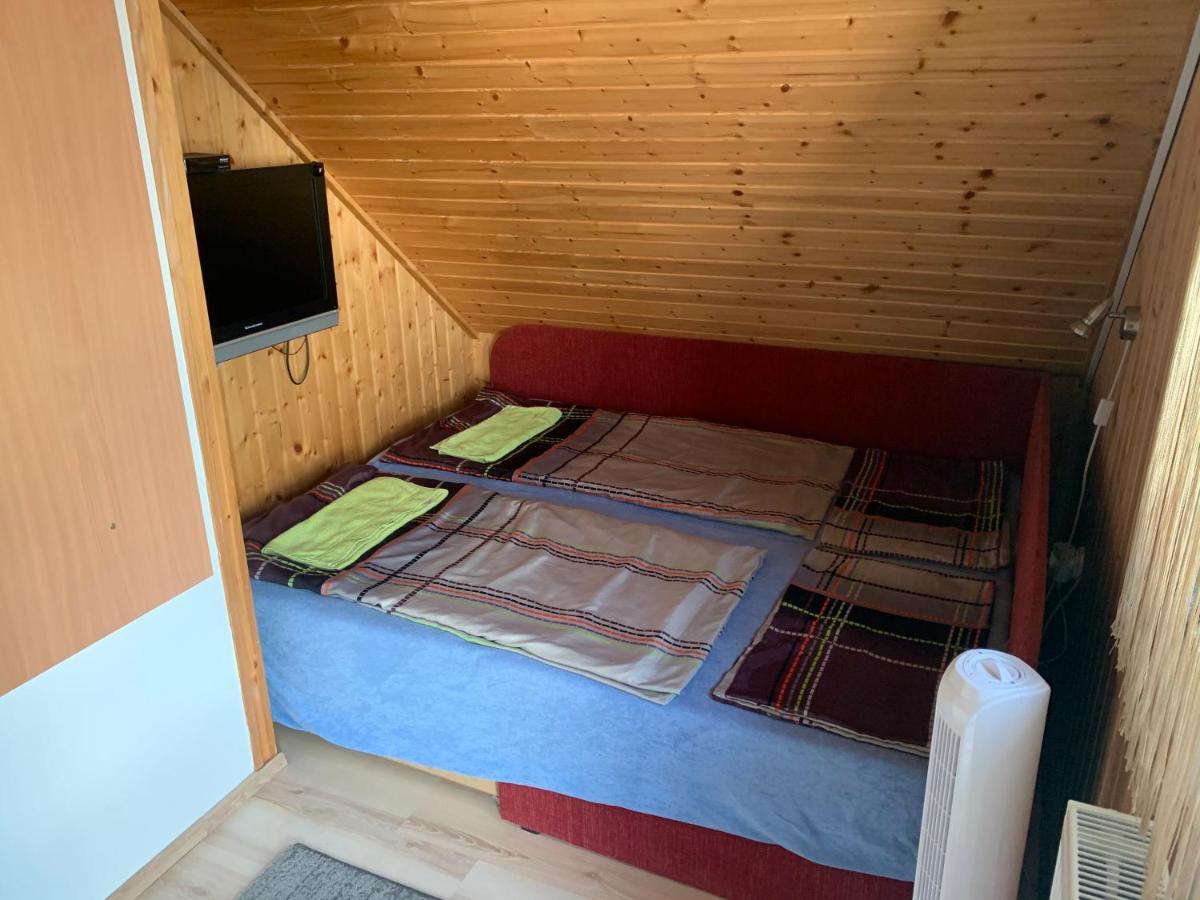 Komo Apartment Bük Eksteriør billede