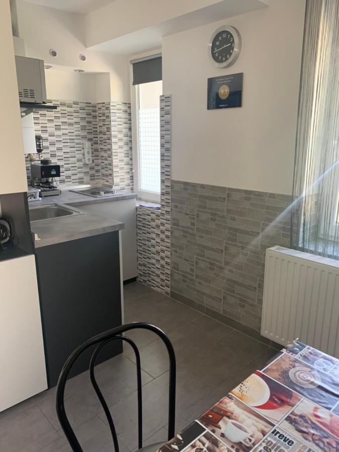 Komo Apartment Bük Eksteriør billede