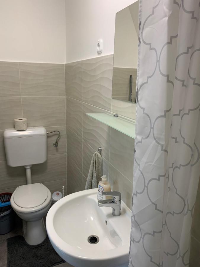 Komo Apartment Bük Eksteriør billede