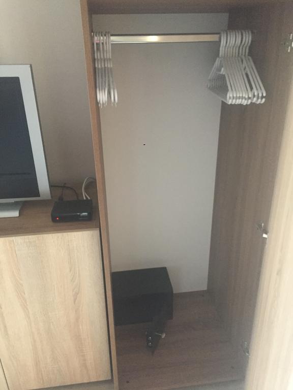 Komo Apartment Bük Eksteriør billede